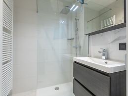 Apartment With Magnificient Sea-view