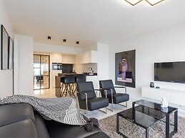 Apartment With Magnificient Sea-view