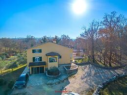 Filleona Comfortable Holiday Residence