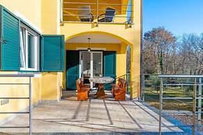 Filleona Comfortable Holiday Residence