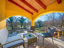 Filleona Comfortable Holiday Residence