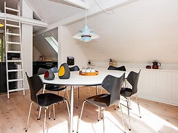 6 Person Holiday Home in Hemmet-by Traum
