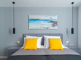 Lotta Comfortable Holiday Residence