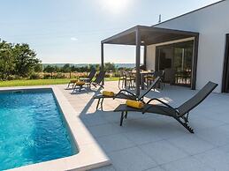 Lotta Comfortable Holiday Residence