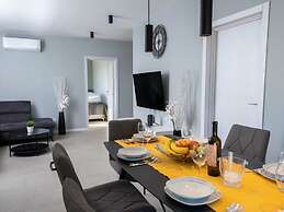 Lotta Comfortable Holiday Residence