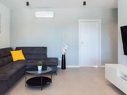 Lotta Comfortable Holiday Residence