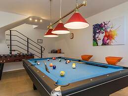 Patricia Comfortable Holiday Residence