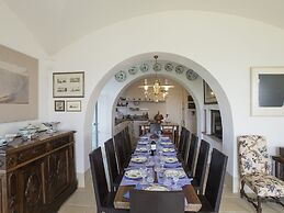 Belvilla by OYO Villa With Private Pool