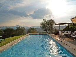 Belvilla by OYO Villa With Private Pool