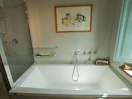 Belvilla by OYO Villa With Private Pool