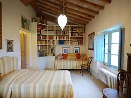 Belvilla by OYO Villa With Private Pool