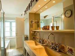 Belvilla by OYO Villa With Private Pool