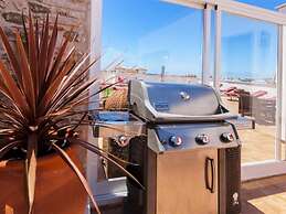 Belvilla by OYO Atico 00