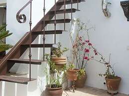 Belvilla by OYO Atico 00