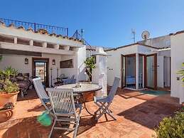 Belvilla by OYO Atico 00