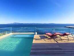 Belvilla by OYO Atico 00