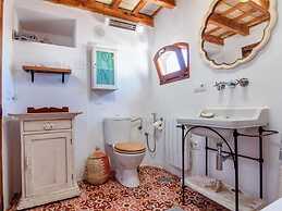 Belvilla by OYO Atico 00