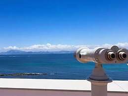 Belvilla by OYO Atico 00