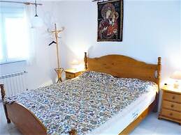 Belvilla by OYO Villa Josefina