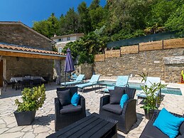 Alba Comfortable Holiday Residence