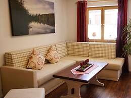 Bader Modern Retreat