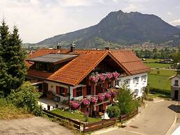 Bader Modern Retreat