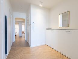 Apartment With Magnificent Sea-view