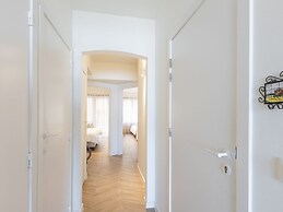 Apartment With Magnificent Sea-view