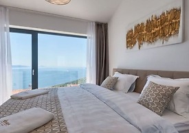 Villa Ateneum Comfortable Holiday Residence