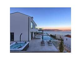 Villa Ateneum Comfortable Holiday Residence