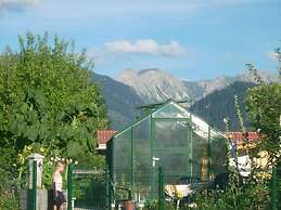 Nice Apartment in St. Maergen