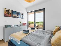 Villa Mahalo Modern Retreat
