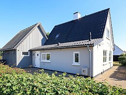 6 Person Holiday Home in Albaek