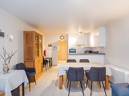 Apartment With a Cosy Terrace