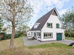 Cozy Villa Close to the Dune Reserve