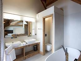 Spacious Chalet With Indoor Pool