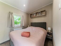 Luxury Chalet Near Ouddorp With Garden
