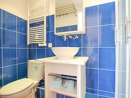 Pleasant House for 8 People & 12 m Mooring