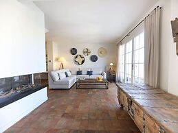 Pleasant House for 8 People & 12 m Mooring