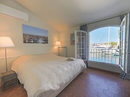 Pleasant House for 8 People & 12 m Mooring