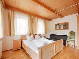 Relaxing Apartment in Hainzenberg