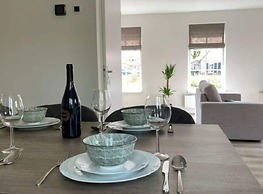 Pimpelmees Modern Retreat