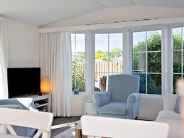 Lovely, Fully Furnished Chalet for 4 People