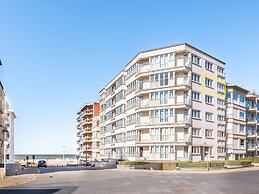 Apartment in Koksijde for 6 Person