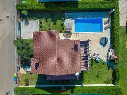 Paradis 6 Comfortable Holiday Residence