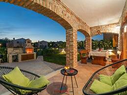 Paradis 6 Comfortable Holiday Residence