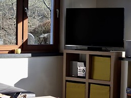 Deimann Modern Retreat