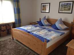 Deimann Modern Retreat