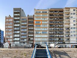 Apartment With Views and Terrace