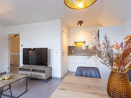 Apartment With Cosy Sunny Terrace